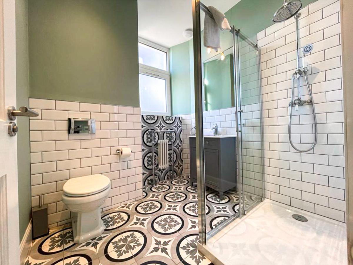 Ferienwohnung Beautiful 2Br, Private Entry In Vibrant Leith EDI Exterior foto